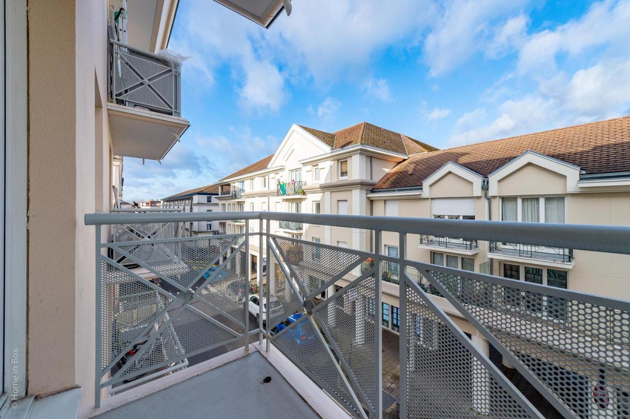 Magnifique Appartement Proche Gare - 8Min Disney Bussy-Saint-Georges Ngoại thất bức ảnh